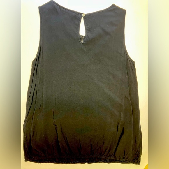 Max Studio Women’s Sleeveless Tank Top,, Size S, Black, Decorative Neckline - Picture 3 of 3